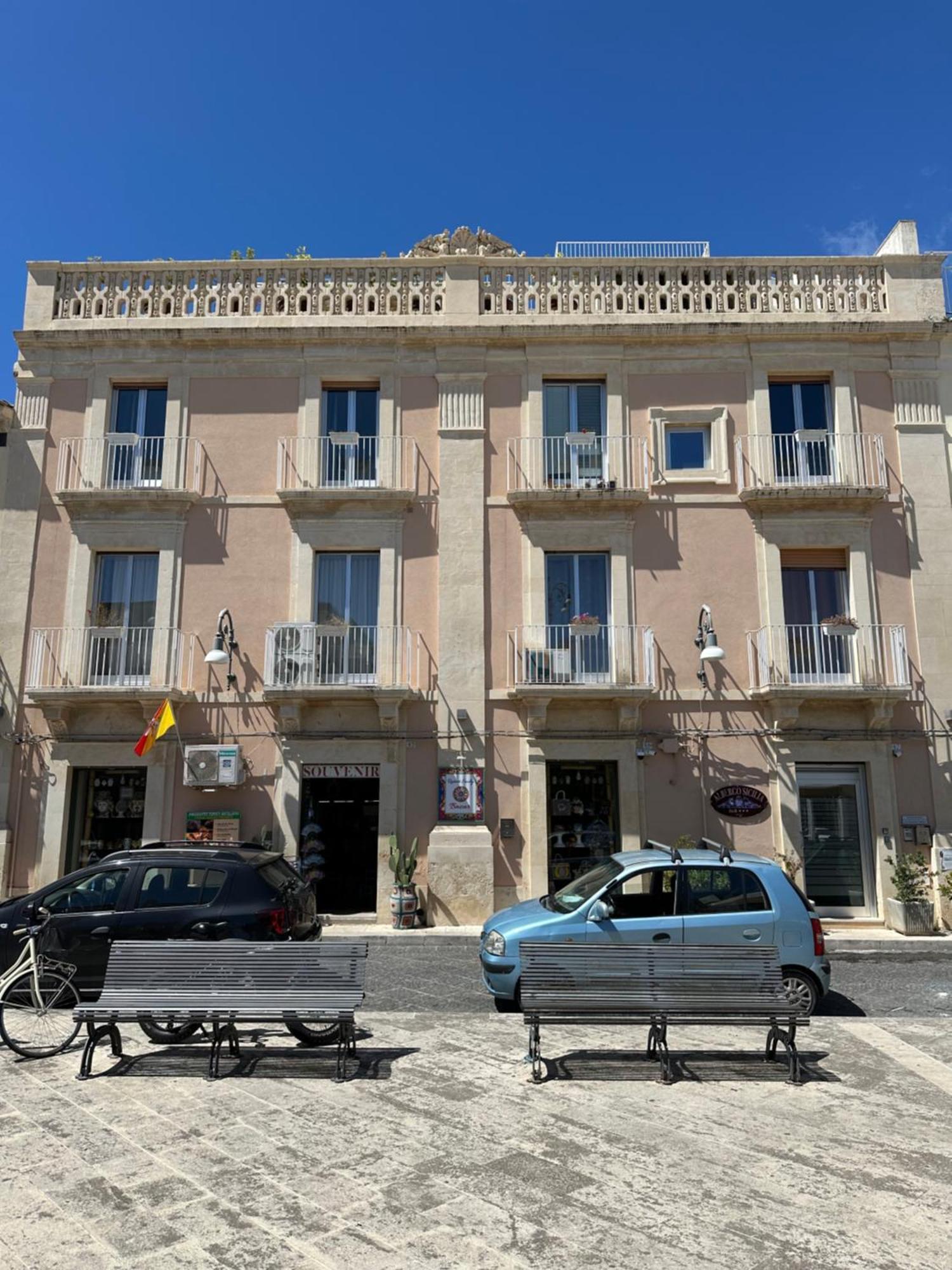 B&B Albergo Sicilia Avola Exterior foto